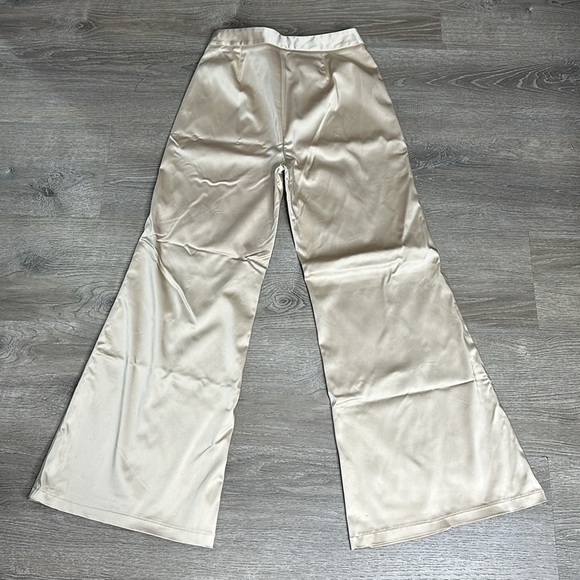 Jonathan Simkhai Duchesse-Satin Bootcut Pants High Rise in Goldish Cream Sz 8 - Picture 8 of 14